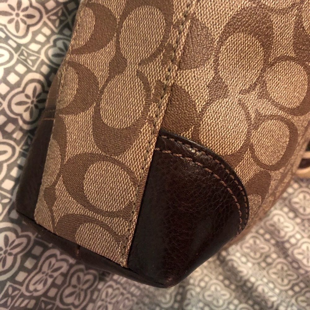 Coach Handbag - Picture 5 of 8